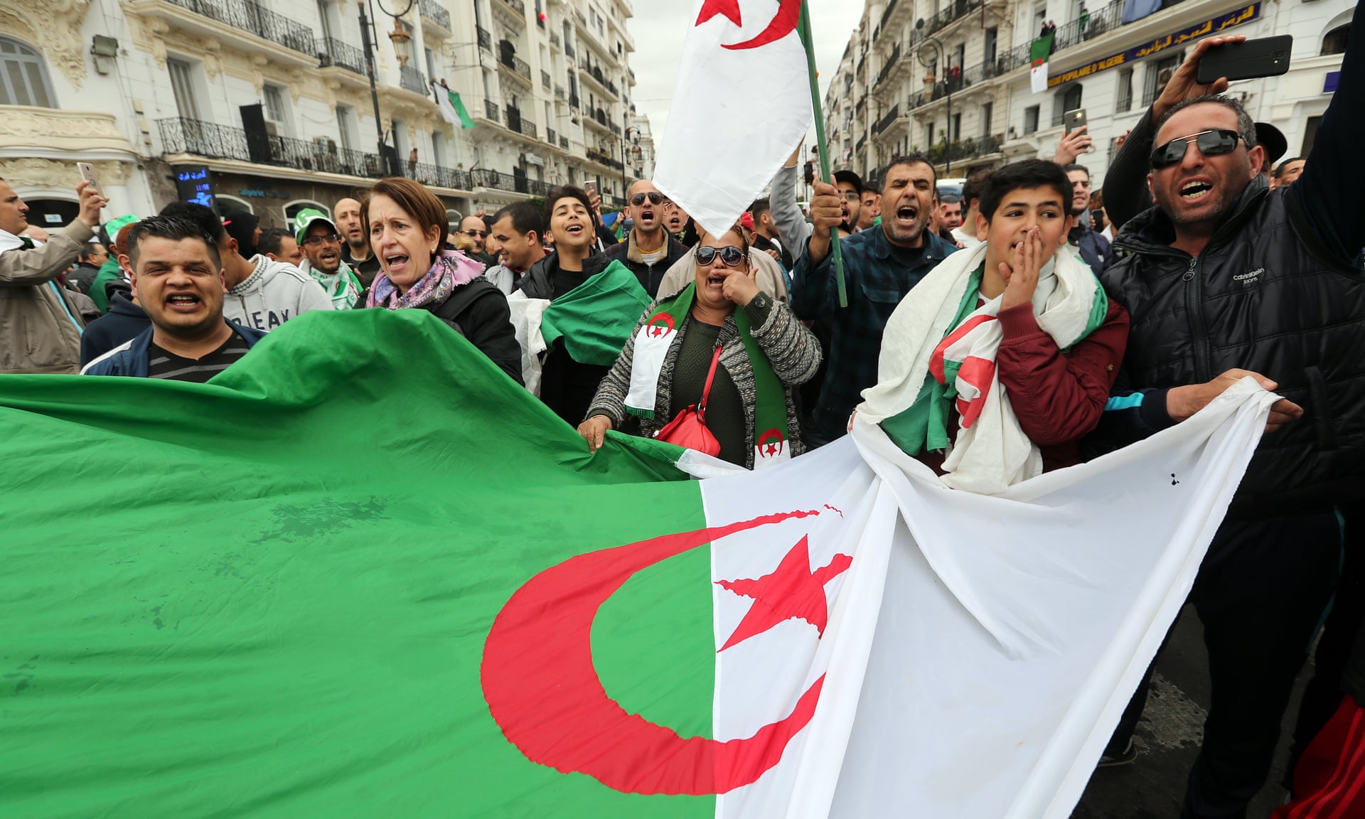 народ алжира